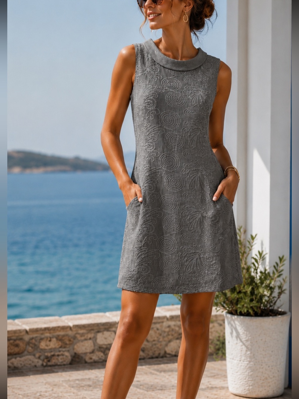 Lina Tomei Sleeveless  Summer Shift Dress